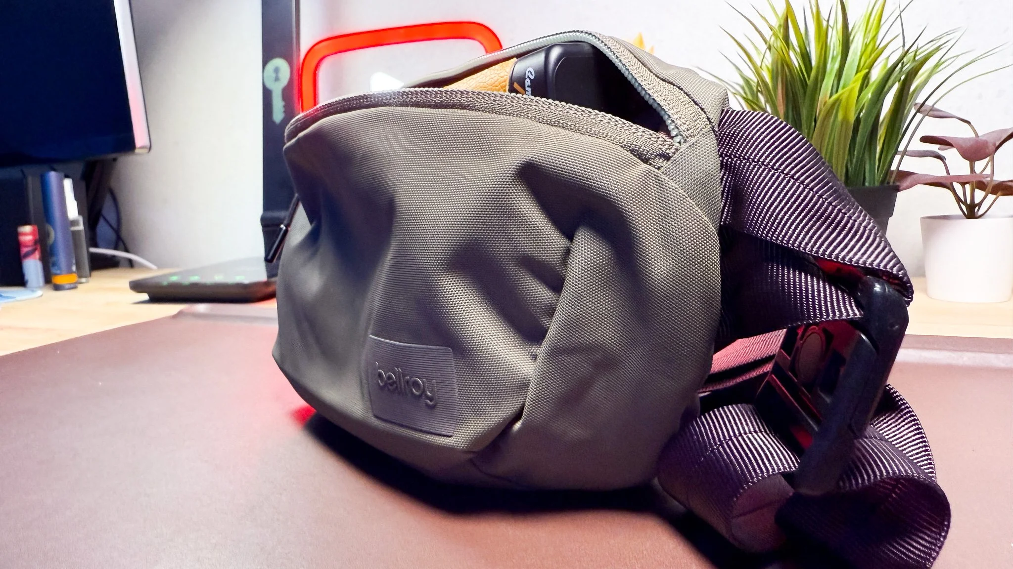 Bellroy Laneway Belt Bag Review — Sypnotix